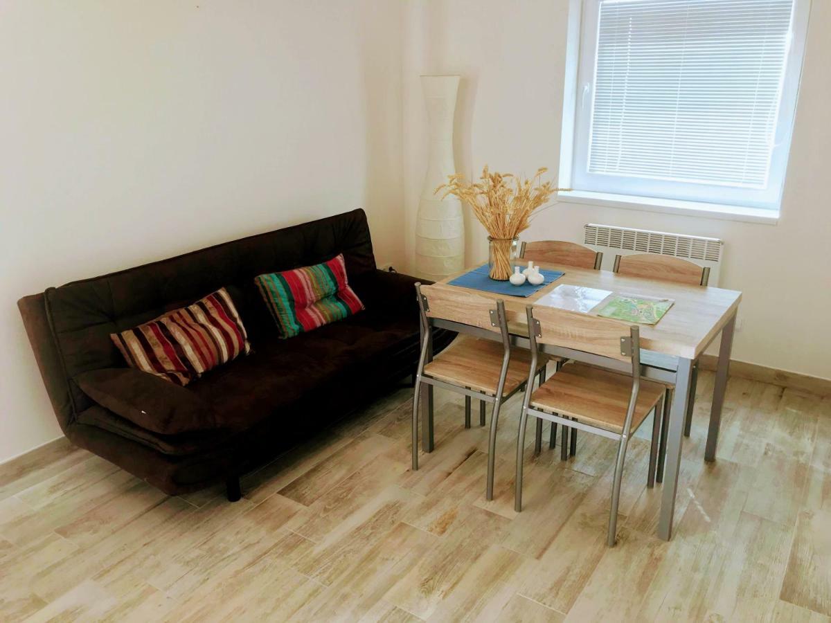 Apartman Pavlenka Hustopeče Exteriör bild